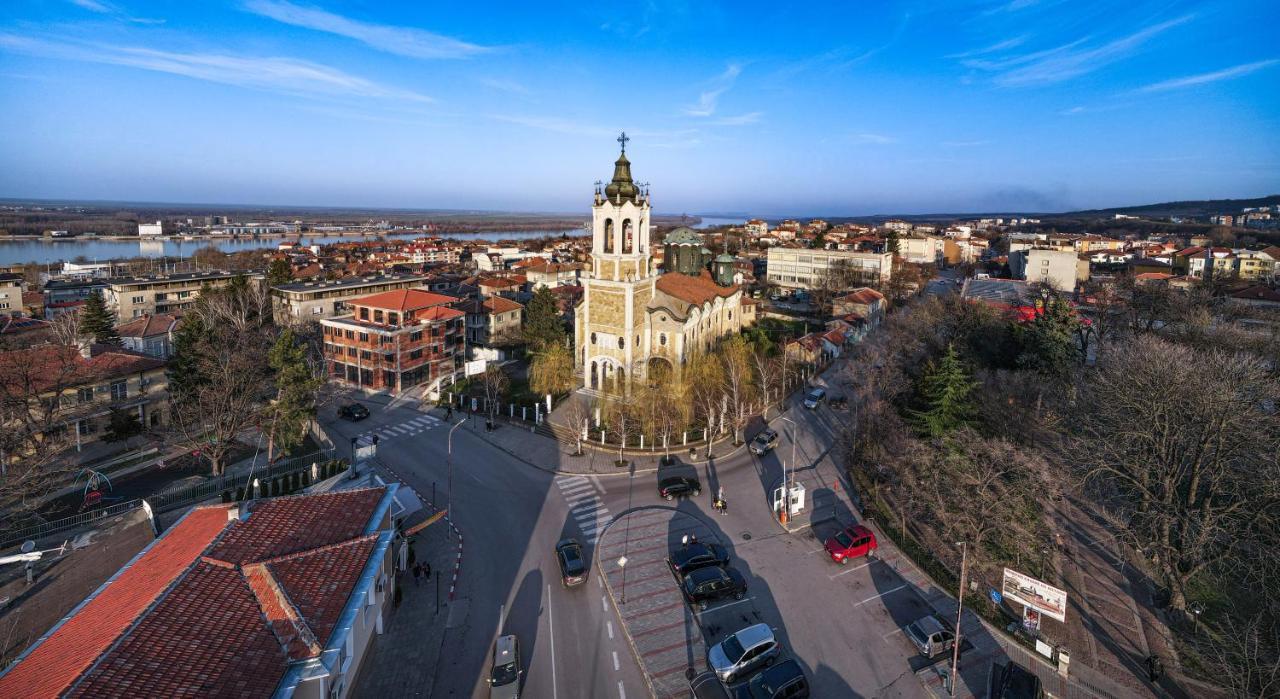 Пансион - Димитър Хадживасилев Свіштов Екстер'єр фото
